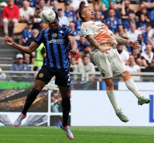 罗马主场迎战国际米兰，双雄争霸谁主沉浮？